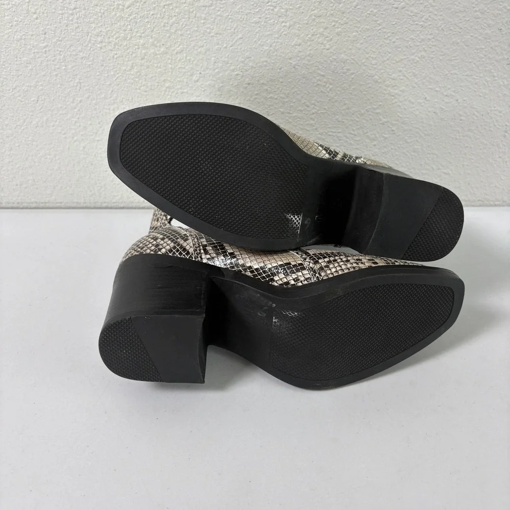MIA Edin Bootie Womens 8 Grey Black Snake Print Cutout Block Heel Ankle Boots